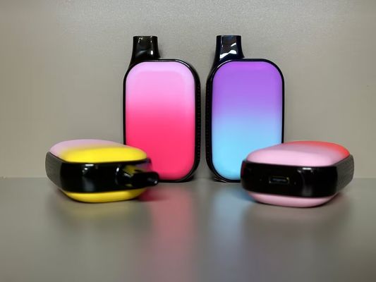 Aanpassing Kleurgradiënt 7000 Puffs Wegwerp Vape Met Scherm Display