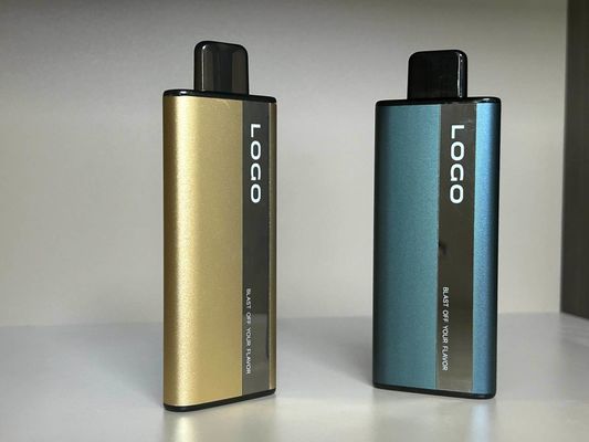 Oplaadbare batterij met 15 ml vloeistof voorgevulde E-vloeistof type-C